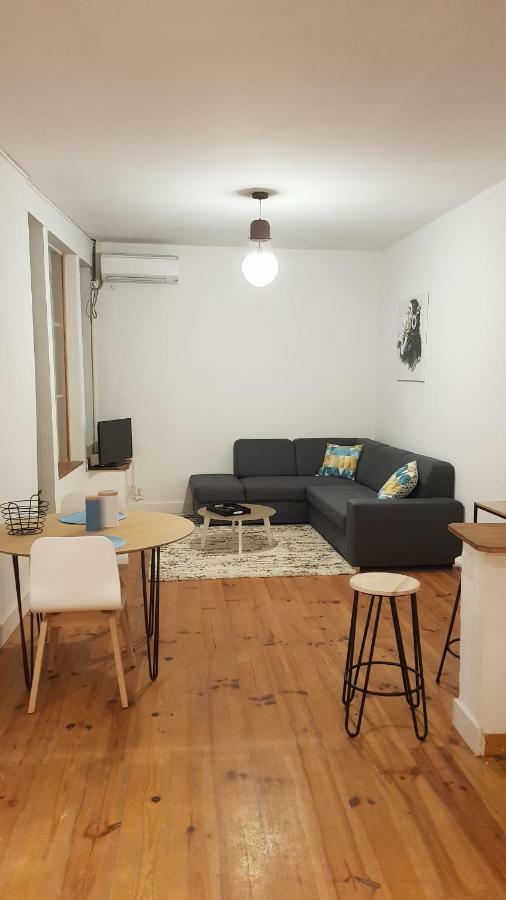 كاسْتْرْ Appartement Avec Cour ★ Spacieux ★ Hyper Centre المظهر الخارجي الصورة