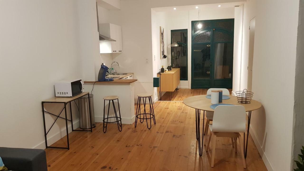 كاسْتْرْ Appartement Avec Cour ★ Spacieux ★ Hyper Centre المظهر الخارجي الصورة